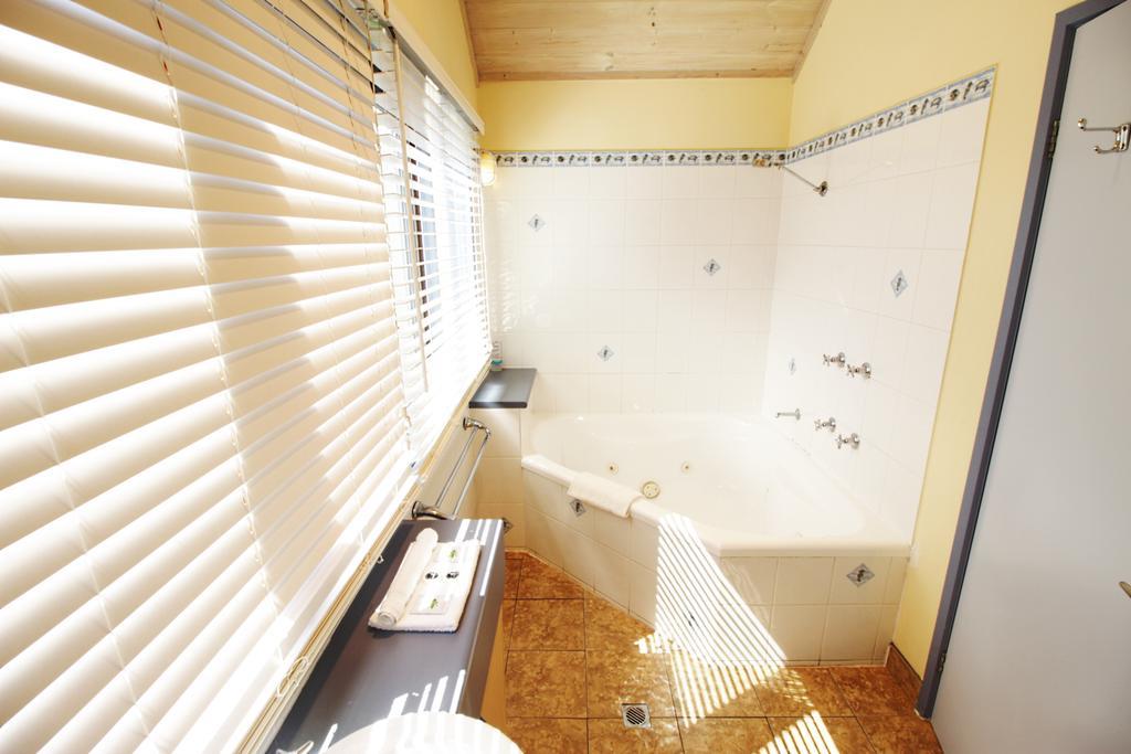 Aparthotel Rayville Boat 4*